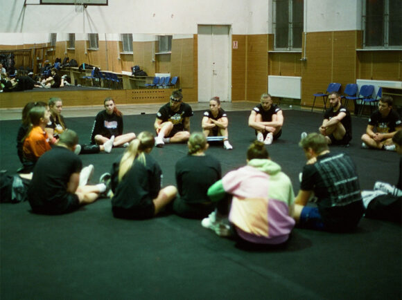 Cheerleading nu este despre pampoane