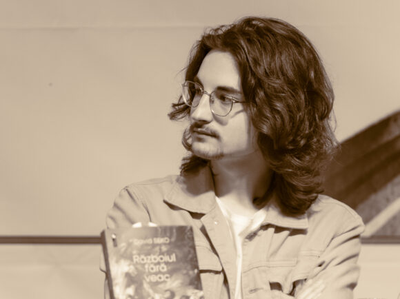 “În calitate de artist, nu am cum să nu observ marile disfuncționalități din societatea în care trăiesc” – interviu cu David Seko